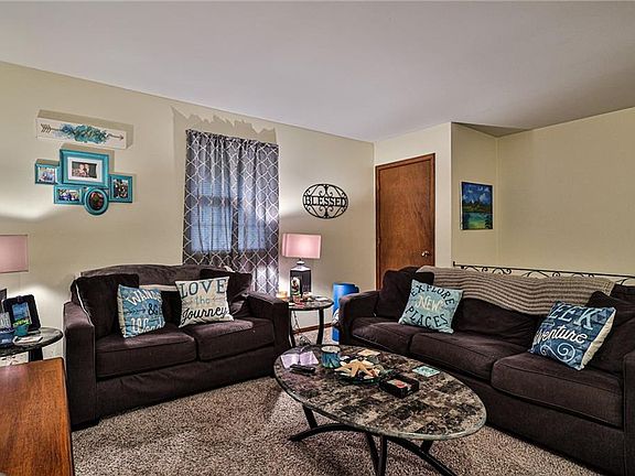 4th image of 804-A/B Citadel Dr