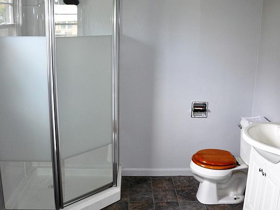 1st floor bathroom