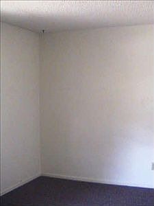 2nd image of 1401 Bowie St