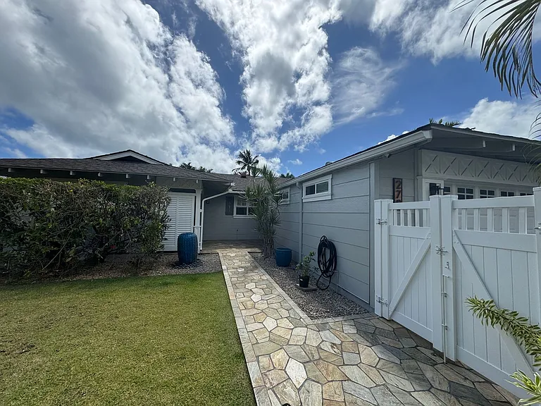 279 Hamakua Dr — Photo 16