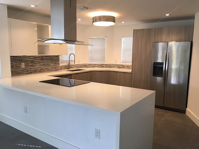1st image of 1575 N Treasure Dr #6