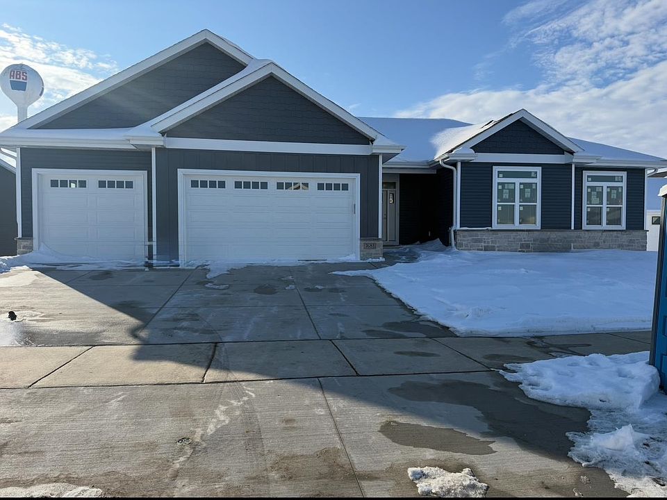 2nd image of 7683 Stonecrop Way