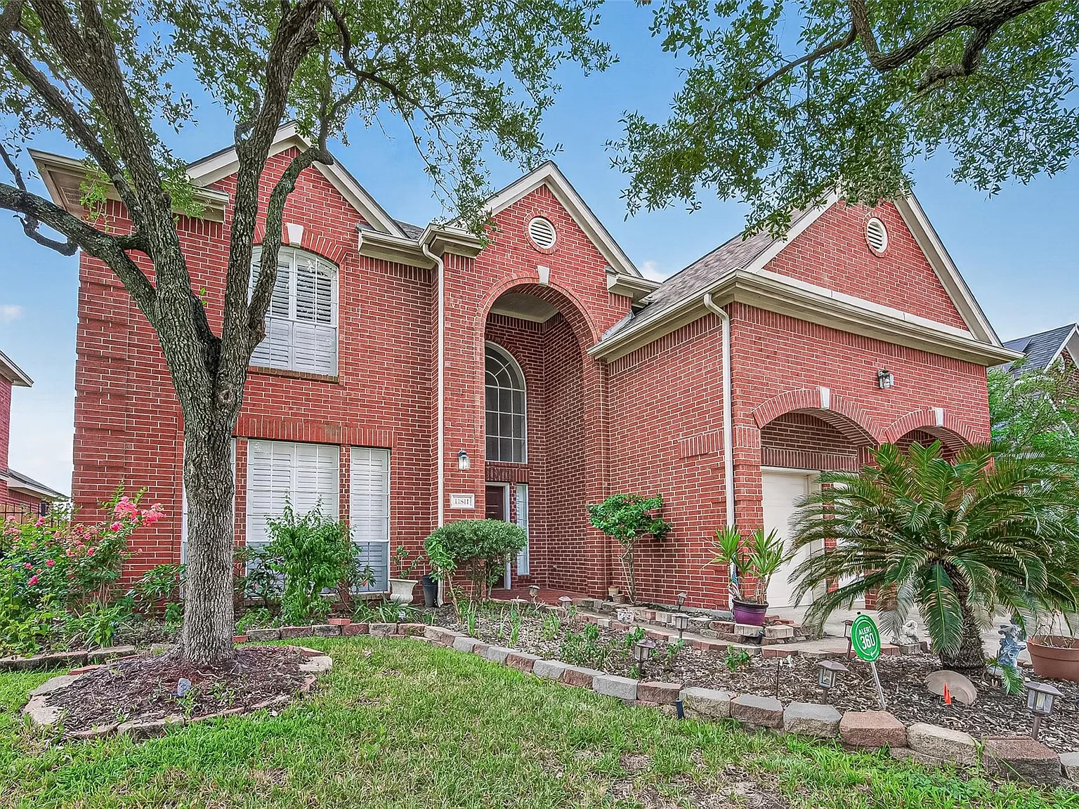 4 bed, 3.5 bath, 3591 sqft, $2,800 — Photo 3