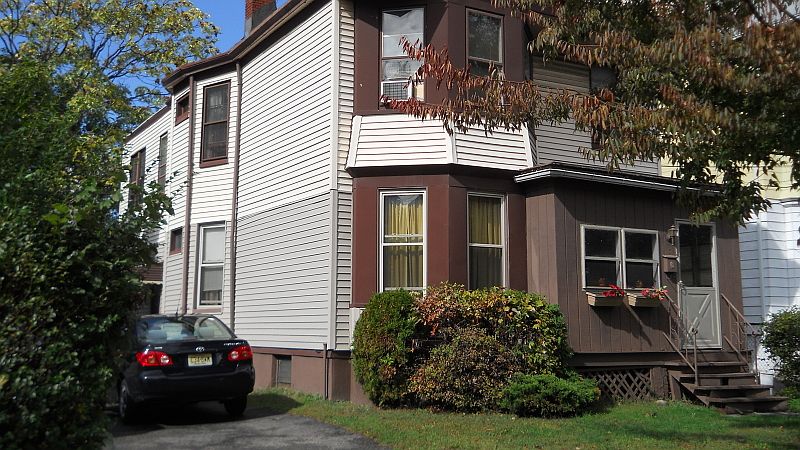 1st image of 5 De Witt Ave