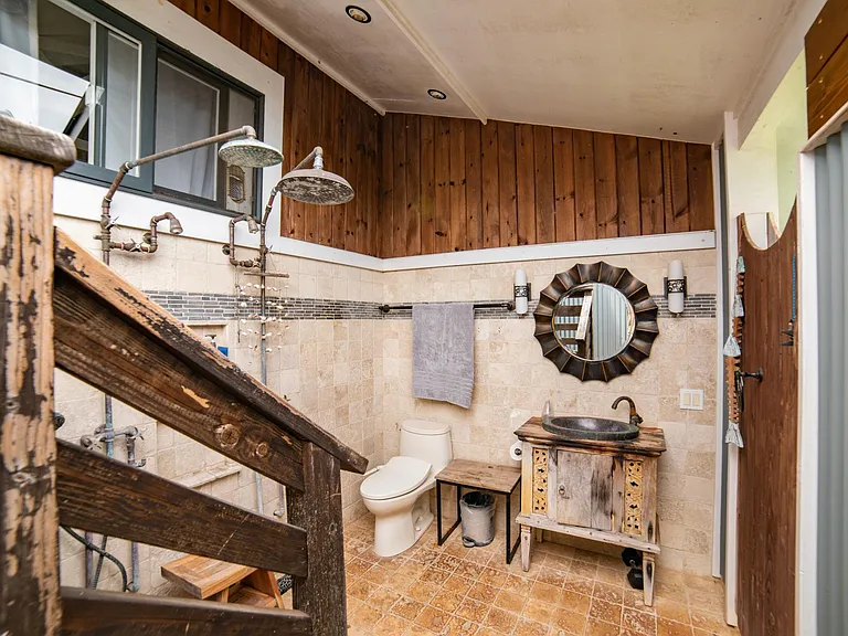 616 Hana Hwy — Photo 20
