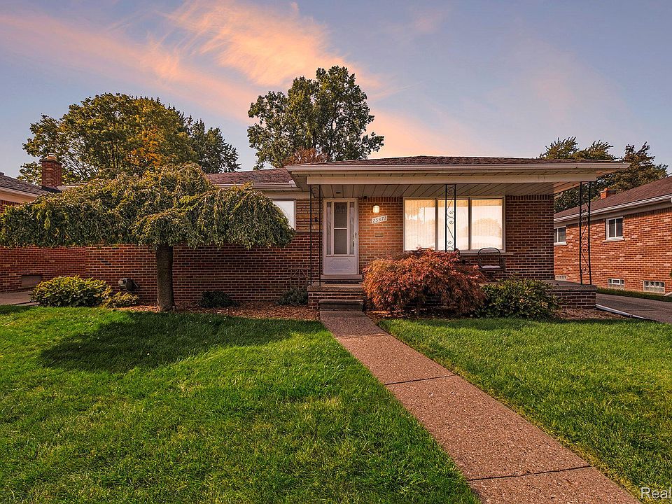 1st image of 25371 Loretta Ave