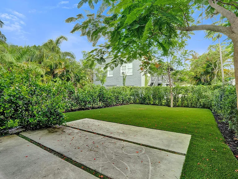 1213 W Las Olas Blvd — Photo 29