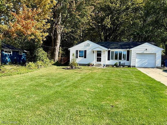 2nd image of 3759 Blackmore Rd