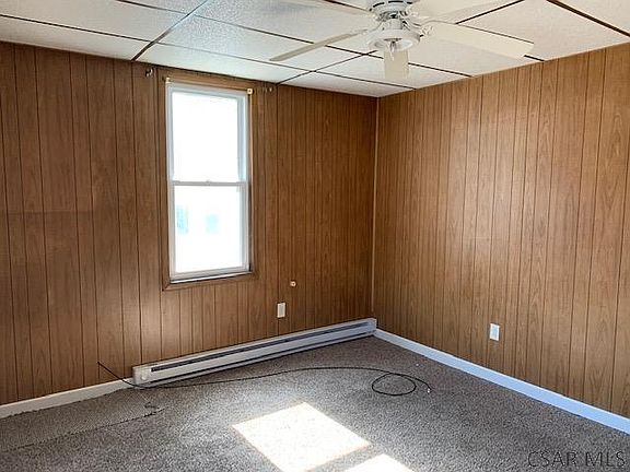 4th image of 98 Lenhart St