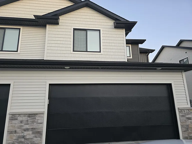 6923 Bluebell Ct — Photo 1