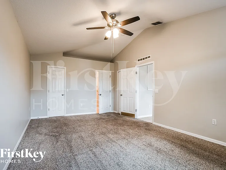 1564 Deerfield Ave — Photo 12
