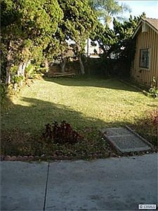 3rd image of 1208 E Kenwood Ave