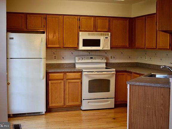 5th image of 6635 Haltwhistle Ln
