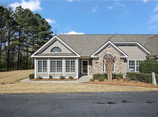 2204 Sweet Apple Cir, Alpharetta, GA 30004