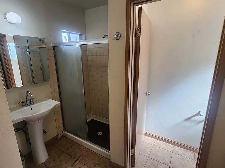 414 N Shelton St #A — Photo 5