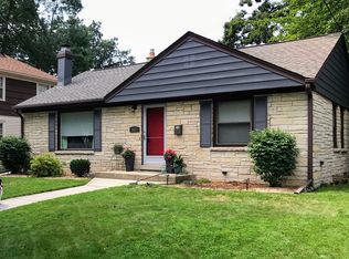 513 N 70th St, Wauwatosa, WI 53213