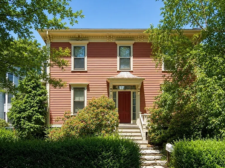 27 Cogswell Ave #2 — Photo 2