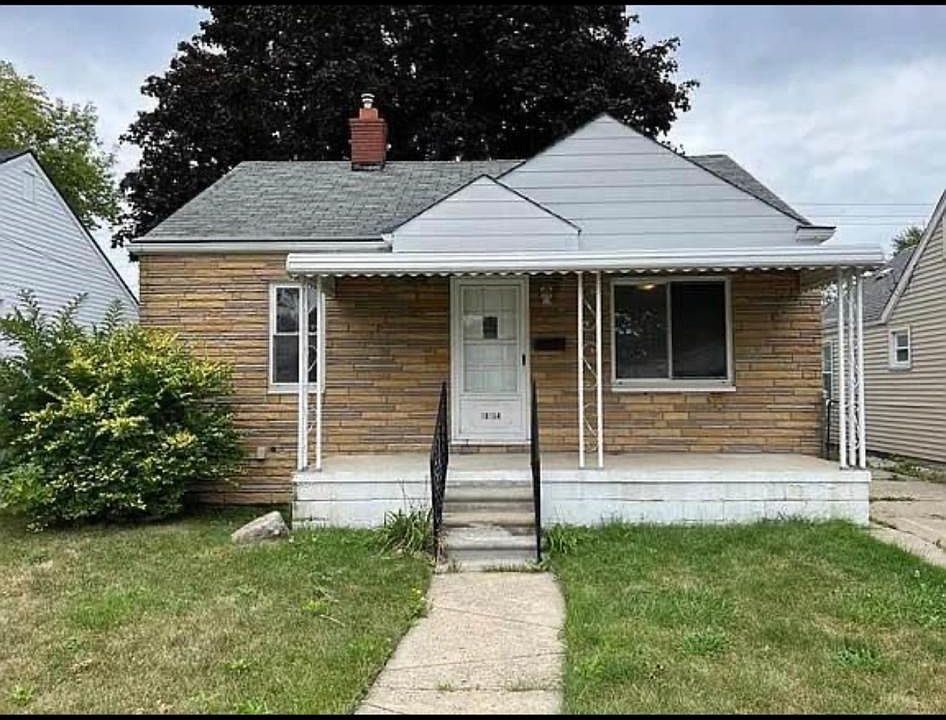 1st image of 28204 Felician St
