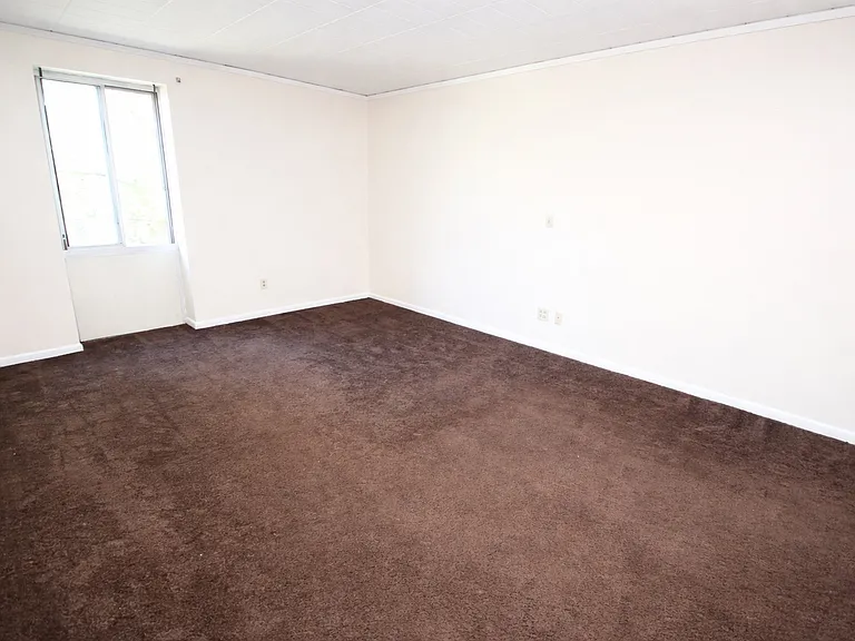 1BR - Bedroom