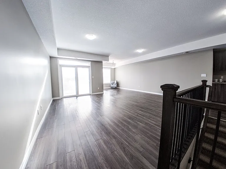 176 Elizabeth St #EXECUTIVE — Photo 4