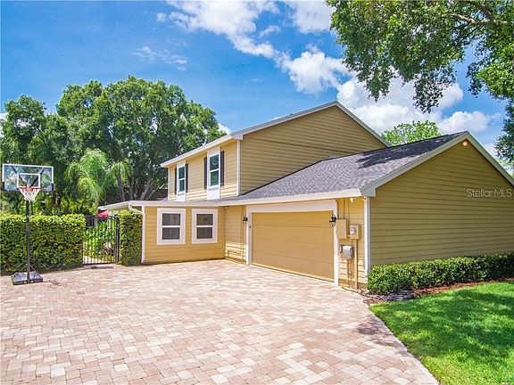 3rd image of 4115 Carrollwood Village Dr