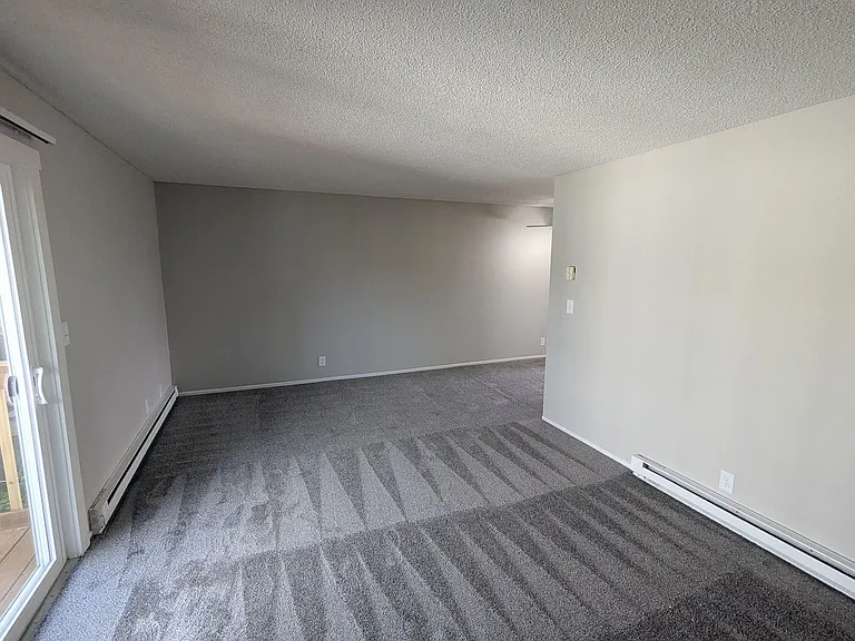 1145 Rural Ave SE — Photo 8