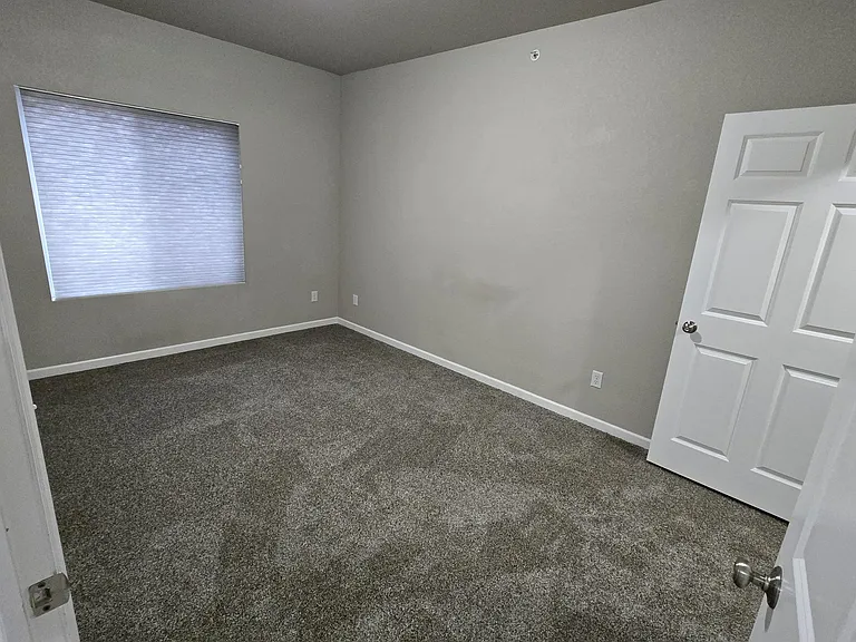 4006 University Ave #3 — Photo 6