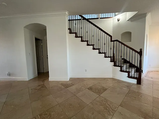 2391 Fernwood Ln — Photo 13
