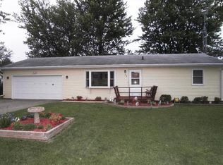 22 Academy St, German Valley, IL 61039