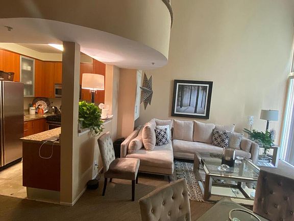 4th image of 620 S Gramercy Pl APT 416
