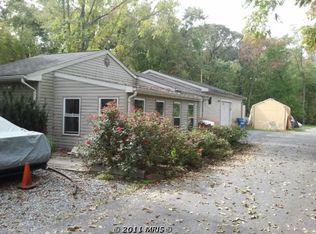 7842 Water Oak Point Rd, Pasadena, MD 21122