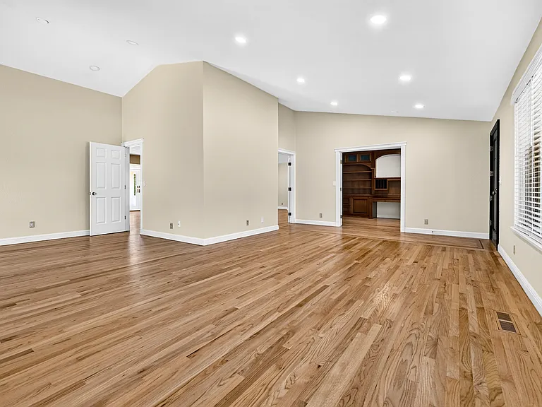 2628 Superior Dr — Photo 21