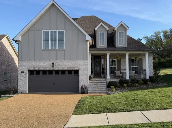 238 Hutch Ct, Gallatin, TN 37066