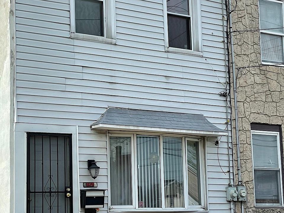 2nd image of 929 S 3rd St