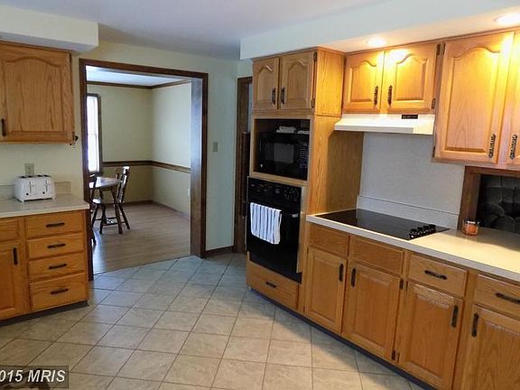 5th image of 34 Turner Dr