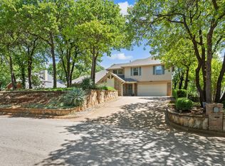 2835 Ridgewood Dr, Grapevine, TX 76051