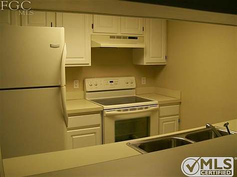 4th image of 2875 Palm Beach Blvd #105