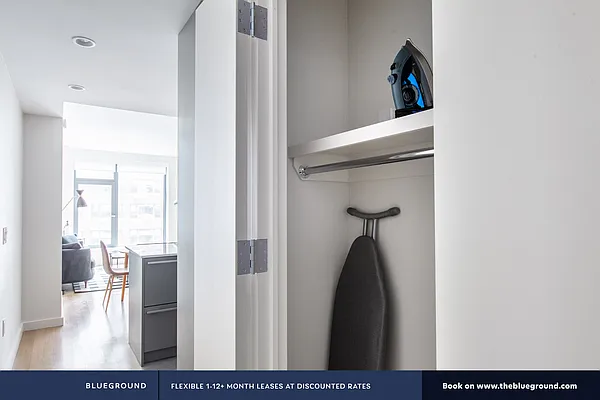 Rented by The Blueground | media 364