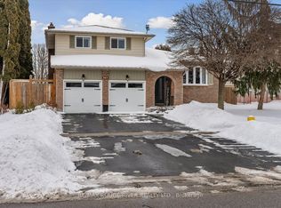 865 Stevenson Rd N, Oshawa, ON L1J 6P6