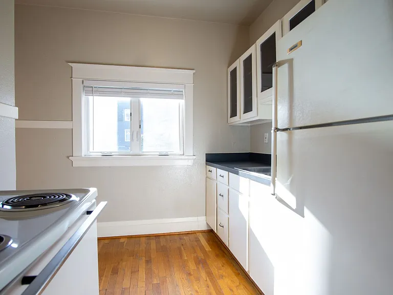 2943 SE Alder St #4 — Photo 14