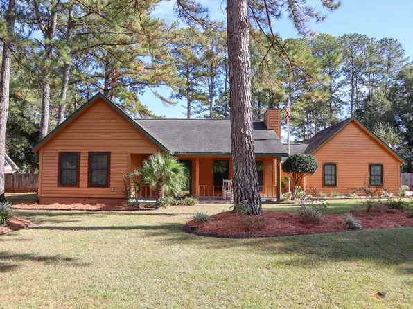 110 Trenton Ct, Dothan, AL 36305