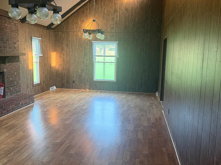 5897 Weddington Rd — Photo 12