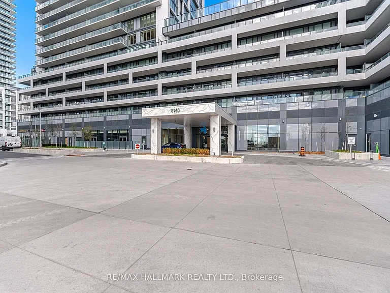 8960 Jane St #621 — Photo 1