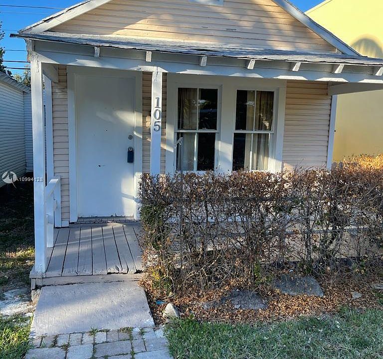 1st image of 107 Grand Ave #105