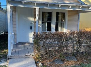 107 Grand Ave #105, Miami, FL 33133