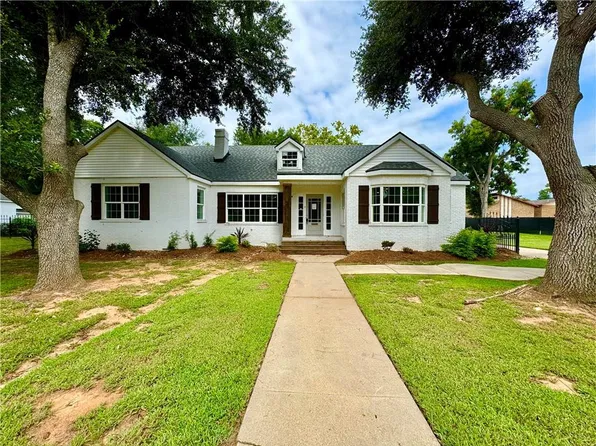 2112 Albert St, Alexandria, LA 71301