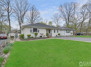 42 Proctor St, Edison, NJ 08817