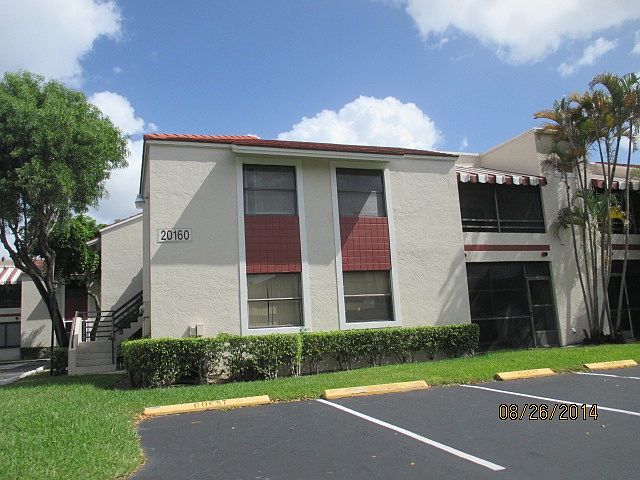 1st image of 20160 NE 3rd Ct APT 8