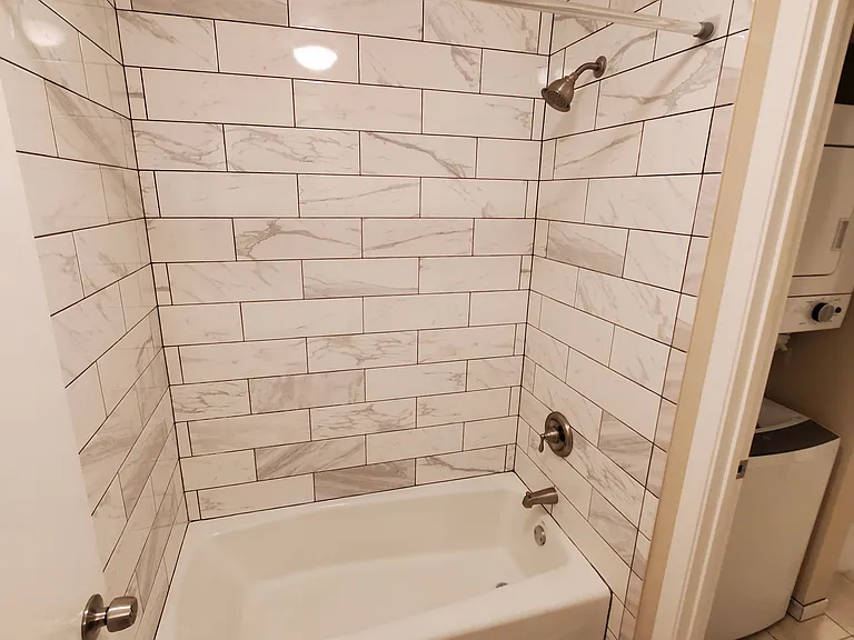 12 Echo Ct #8 — Photo 3
