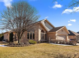 16421 Lee Ave, Orland Park, IL 60467